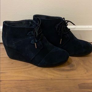 NWOT Toms booties